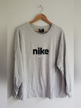 Nike Plus Size Womens Longsleeve Crewneck Size 2x